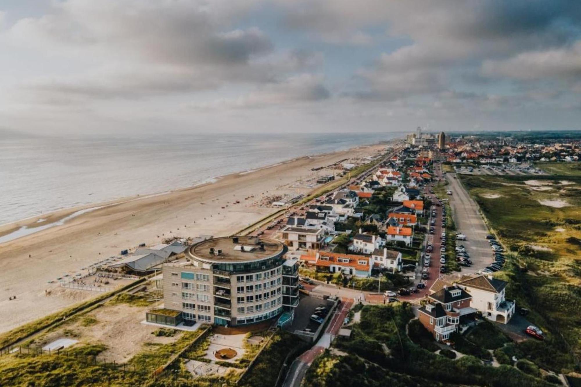 Blue Shell With Private Parking Garage Apartment Zandvoort Exterior photo